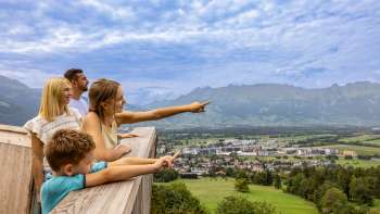 Turm auf Dux