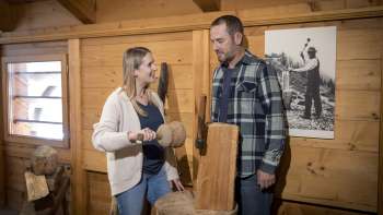 Besuchende im Walsermuseum