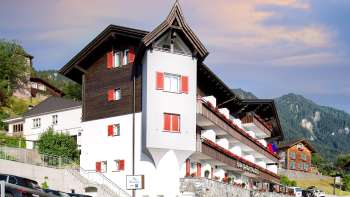 Aussenansicht des Hotel Oberland