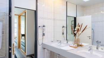 Badezimmer im Hotel Schatzmann