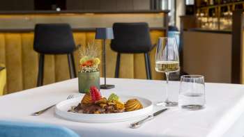 Leckeres Essen in modern-gemütlicher Atmosphäre im Alpin Royal Restaurant