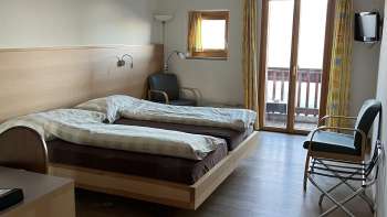 Doppelzimmer mit Balkon im Hotel Kulm