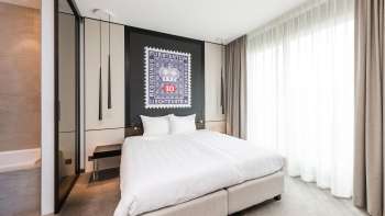 Modern eingerichtetes Doppelzimmer im b_smart hotel in Bendern