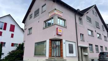 Aussenansicht des Restaurants Falknis