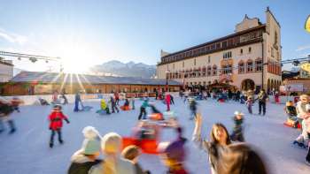 Gratis Eislaufen mit FL1 bei Vaduz on Ice