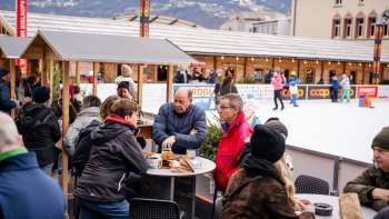 Pre-Christmas Party bei Vaduz on Ice