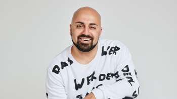 AUSVERKAUFT: Be your own Superhero