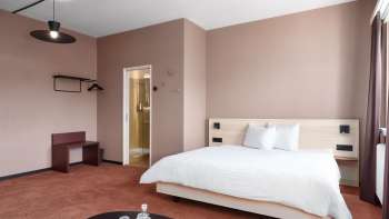 Doppelzimmer im Kloster by b_smart