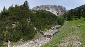 Station 2 Geologiepfad Malbun: Eine Naturgefahr lauert im Schlucher