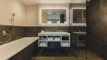 Badezimmer im Central by Hotel Residence