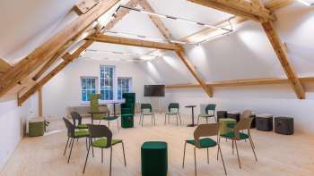 Dachraum Seminarzentrum Stein Egerta