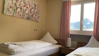 Zweibettzimmer im Hotel Falknerei Galina