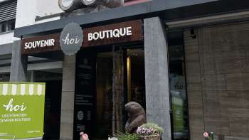 Hoi-Laden von aussen