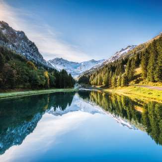Sonnenaufgang am Gänglesee im Steg